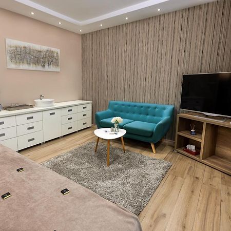 Annona Apartments Bečej Exterior foto