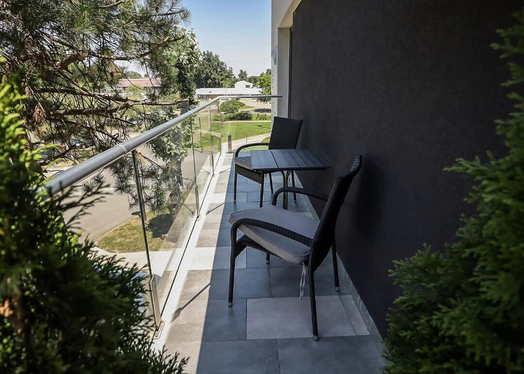 Annona Apartments Bečej Exterior foto